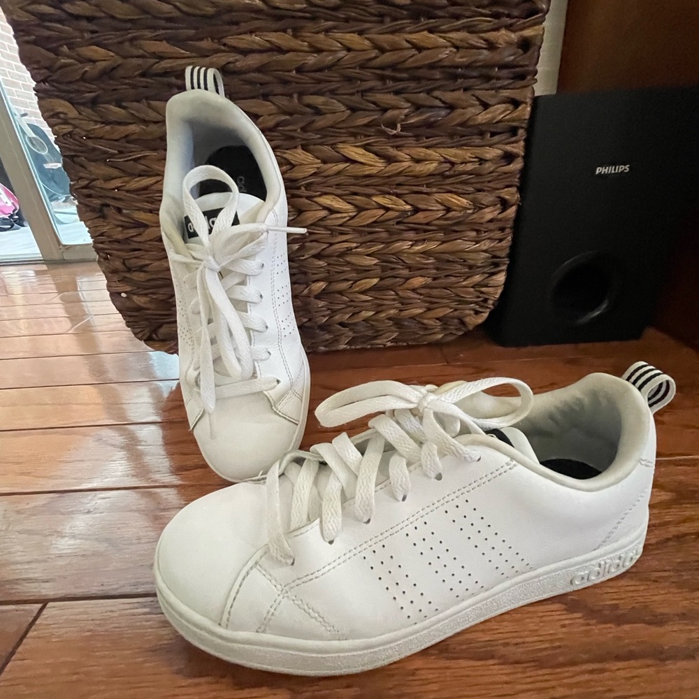 Adidas Neo Comfort Footbed Classic White Lace-Up Sneakers